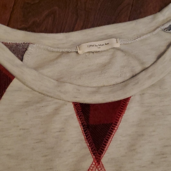 Cute Buffalo plaid women's shirt - Picture 2 of 2